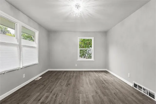 $179,900 | 7509 East 50th Street, Kansas City, MO 64129