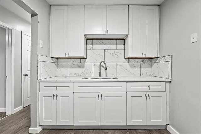 $179,900 | 7509 East 50th Street, Kansas City, MO 64129