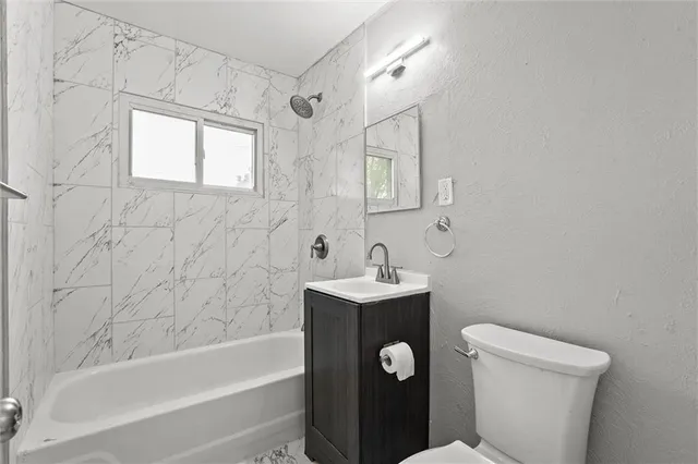 $179,900 | 7509 East 50th Street, Kansas City, MO 64129