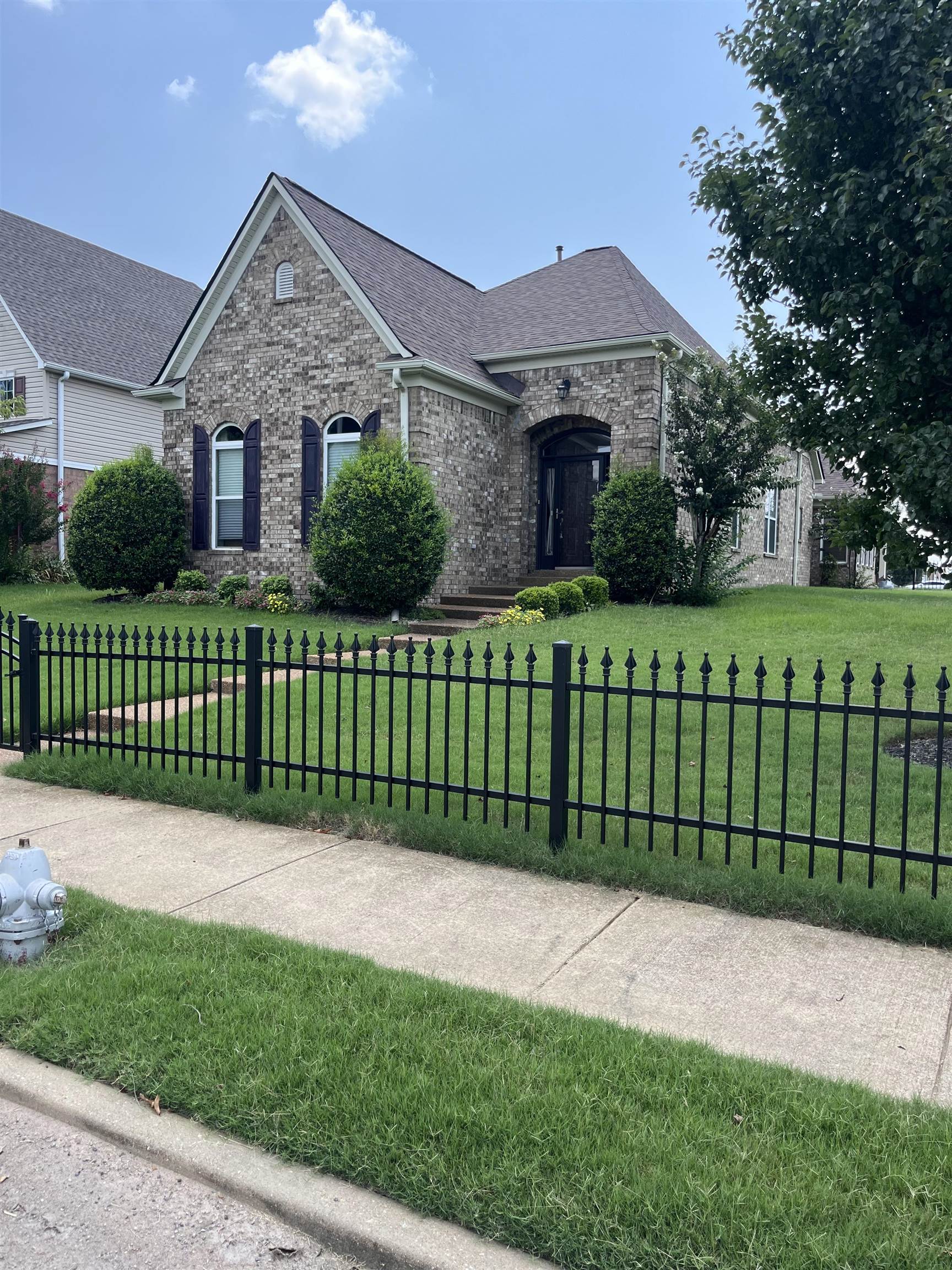 5485 Shipp Road Millington, TN 38053 - Photo 1 of 17 View of front of house with a front lawn