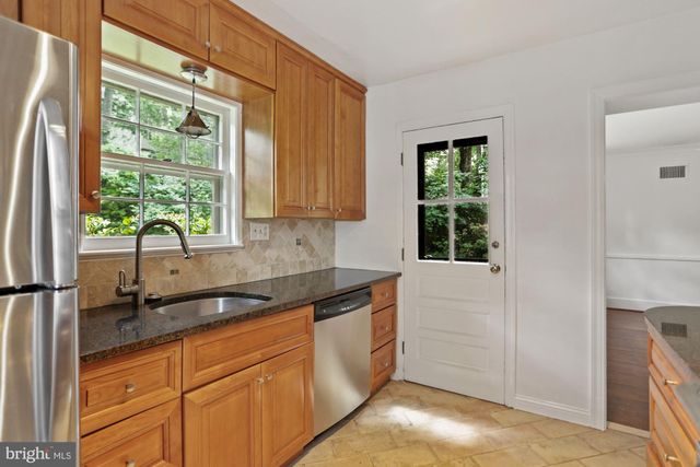 $1,097,000 | 6675 32nd Place Northwest, Washington, DC 20015