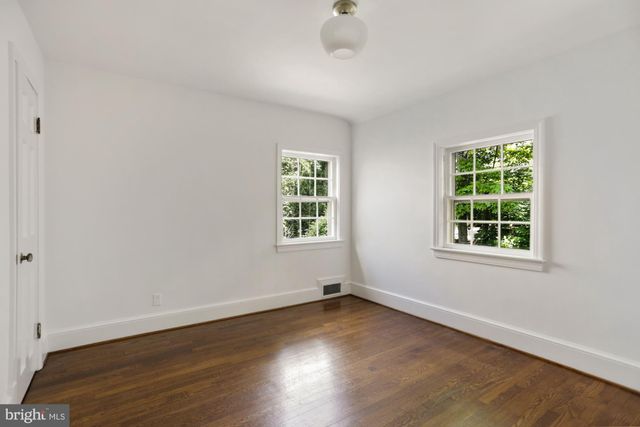 $1,097,000 | 6675 32nd Place Northwest, Washington, DC 20015