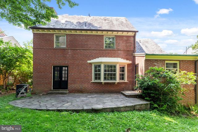 $1,097,000 | 6675 32nd Place Northwest, Washington, DC 20015