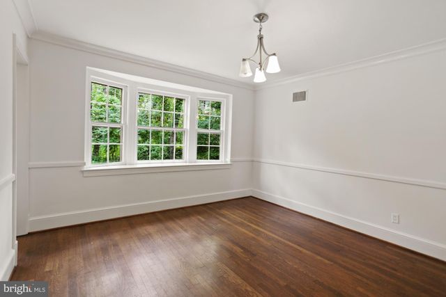 $1,097,000 | 6675 32nd Place Northwest, Washington, DC 20015