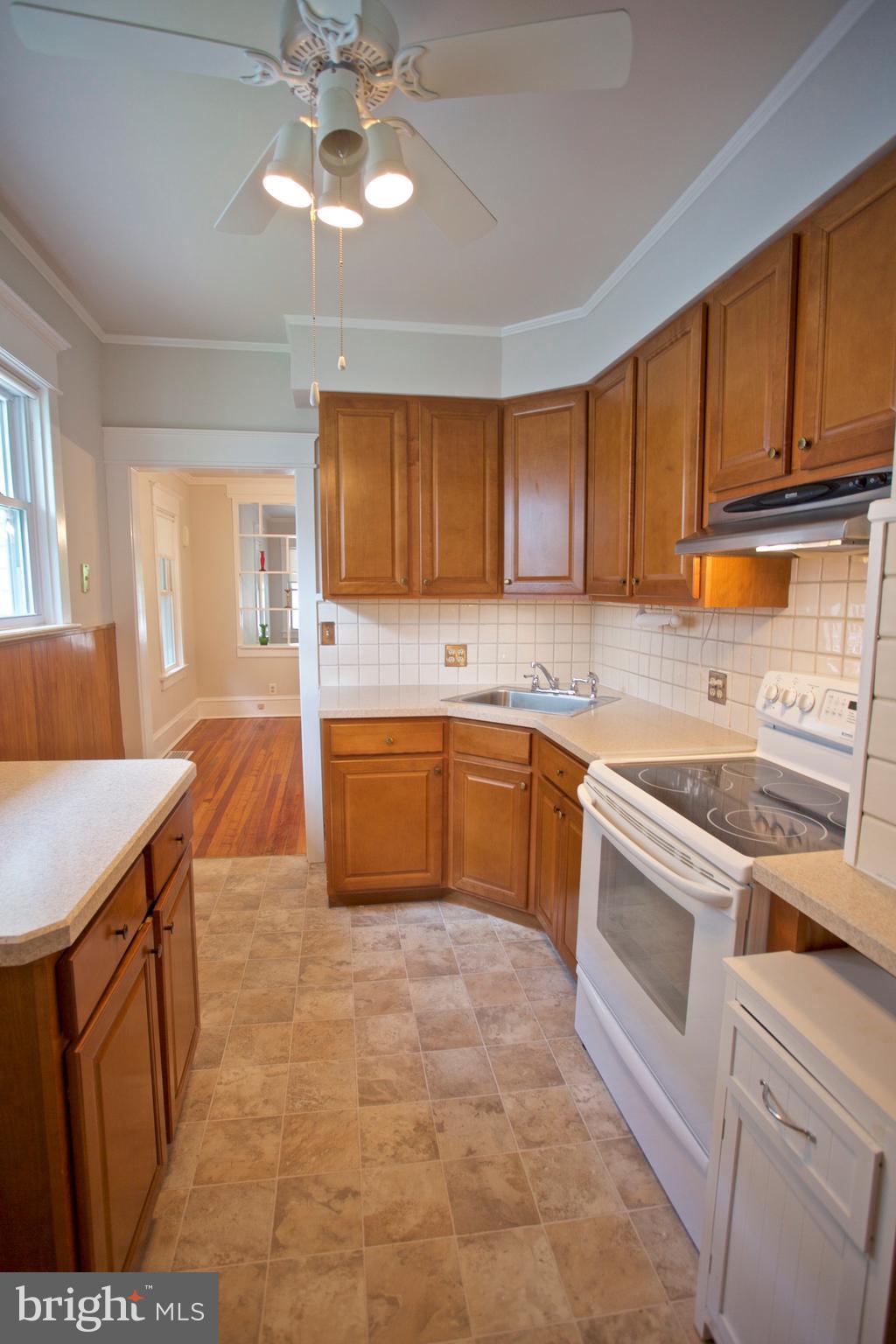 192 Carlisle Road Audubon, NJ 08106 - Photo 10 of 16