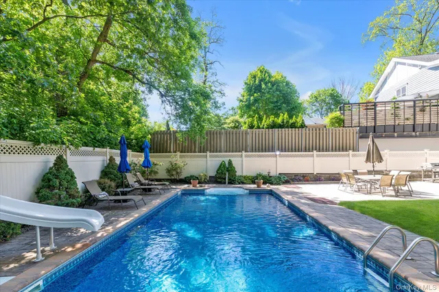 $1,799,000 | 41-27 Orient Avenue | Douglaston