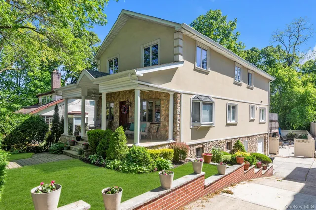 $1,799,000 | 41-27 Orient Avenue | Douglaston