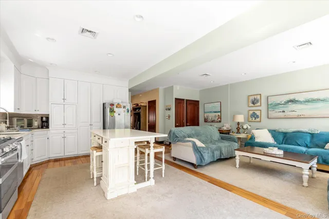 $1,799,000 | 41-27 Orient Avenue | Douglaston