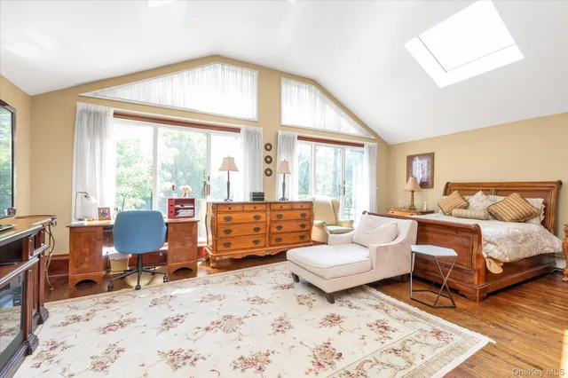 $1,799,000 | 41-27 Orient Avenue | Douglaston