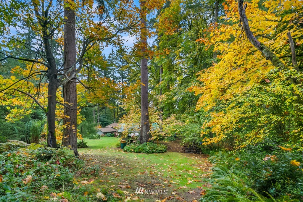 11709 Southwest Shawnee Road Vashon, WA 98070 - Photo 26 of 36 Gallery Image 26