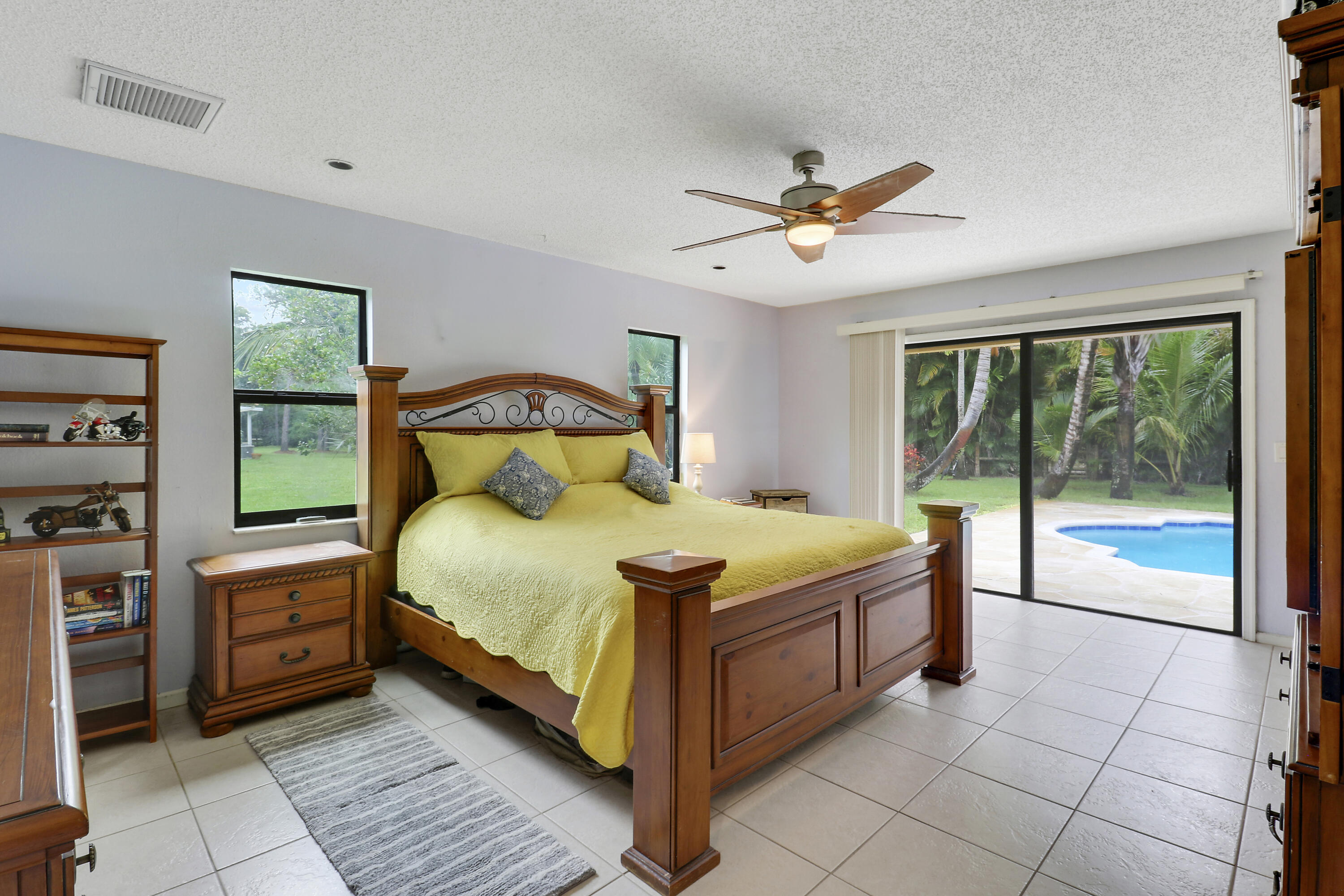 12818 Old Indiantown Road Jupiter, FL 33478 - Photo 30 of 60 Declutter2-23