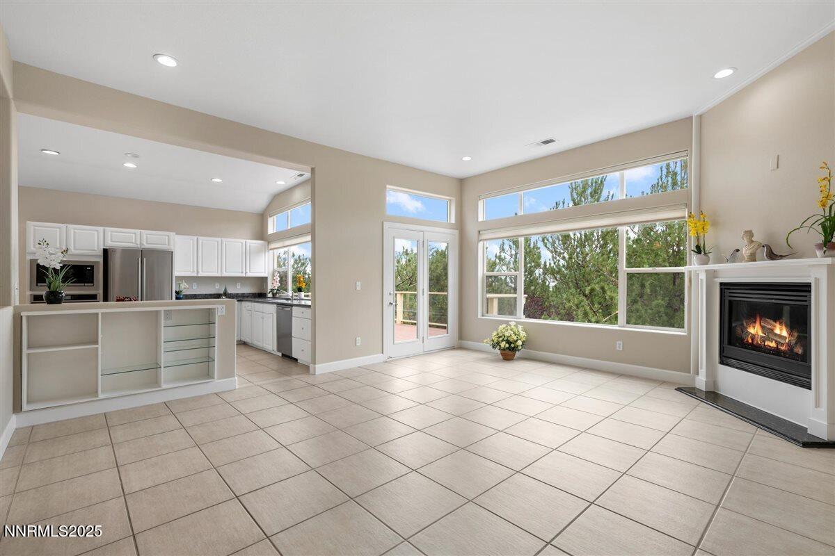 2543 Edgerock Road Reno, NV 89519 - Photo 4 of 57 10-DSC_3575