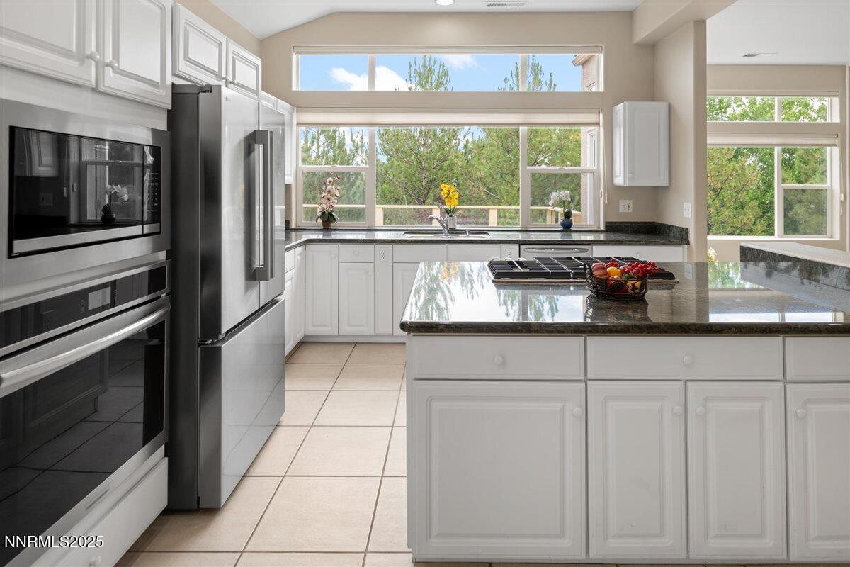 2543 Edgerock Road Reno, NV 89519 - Photo 10 of 57 16-DSC_3625