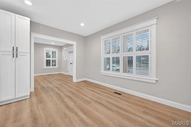 $439,900 | 6810 Pershing Avenue, University City, MO 63130