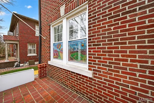 $439,900 | 6810 Pershing Avenue, University City, MO 63130