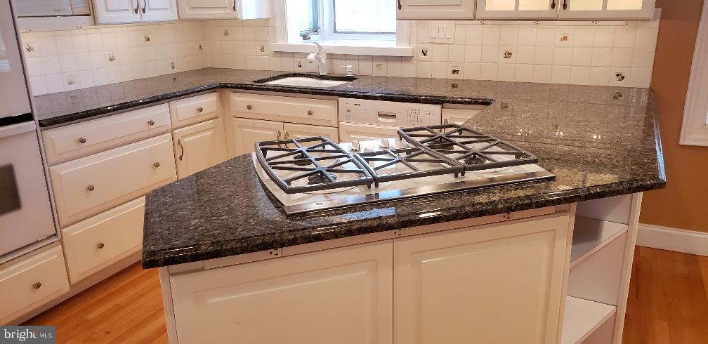 60 Sunshine Road Southampton, PA 18966 - Photo 8 of 54 Gallery Image 8