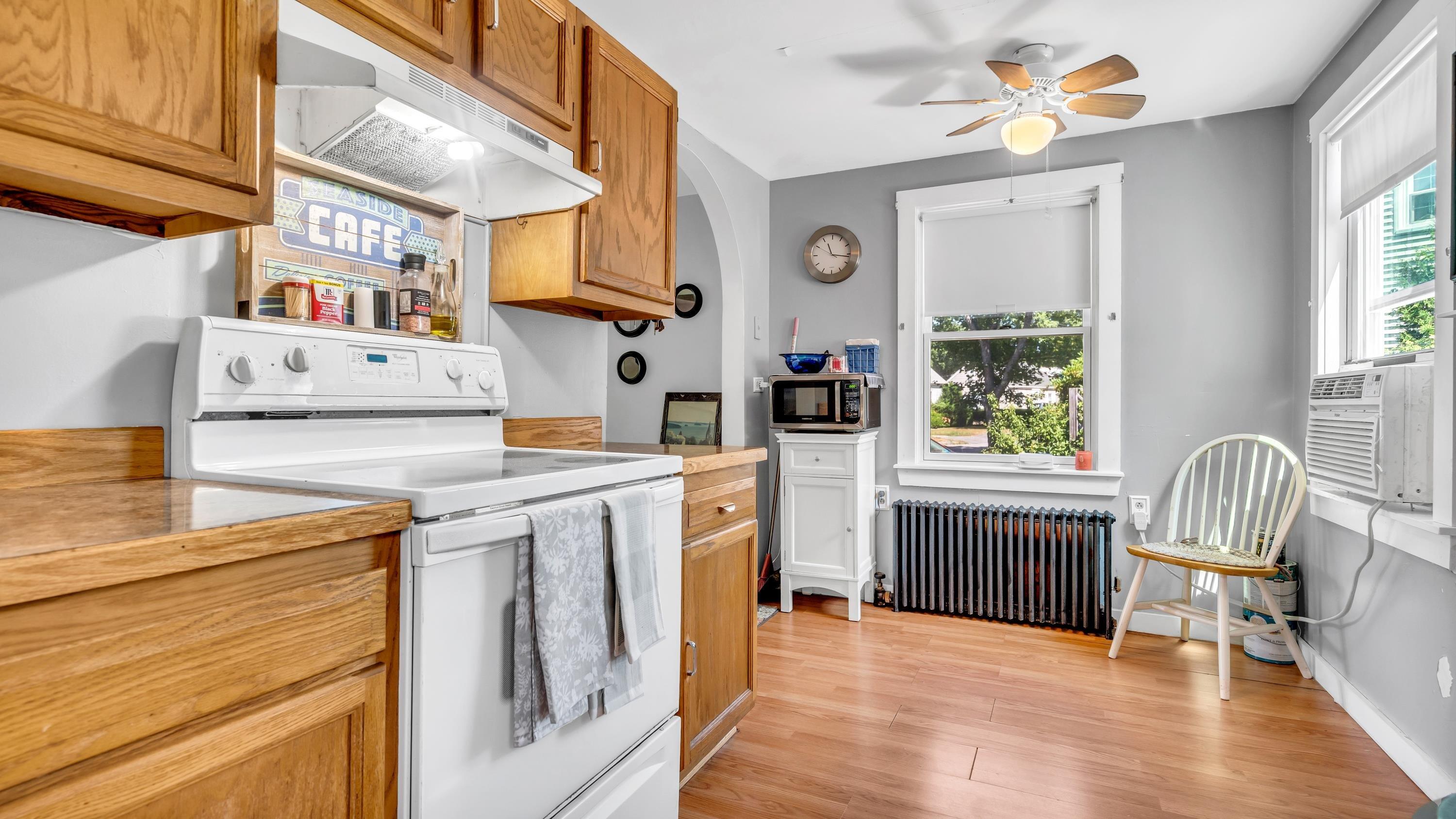 17 Brook Road Portland, ME 04103 - Photo 12 of 38 11-DSC05585