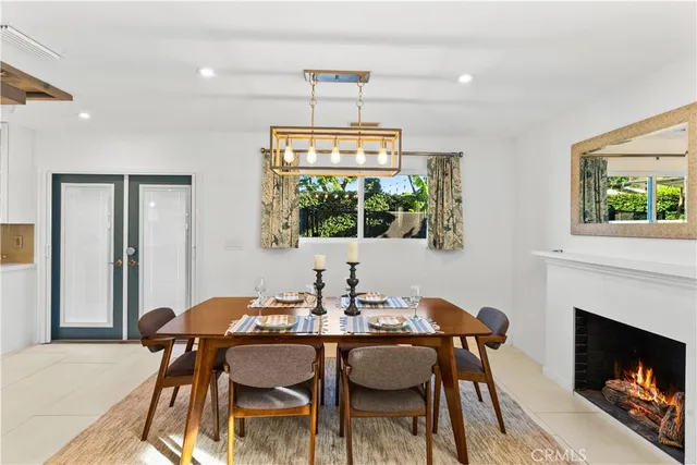 $1,579,000 | 16772 Glenhaven Lane, Huntington Beach, CA 92647