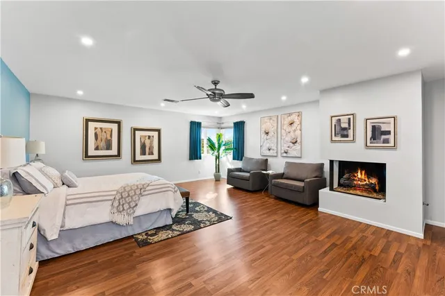 $1,579,000 | 16772 Glenhaven Lane, Huntington Beach, CA 92647