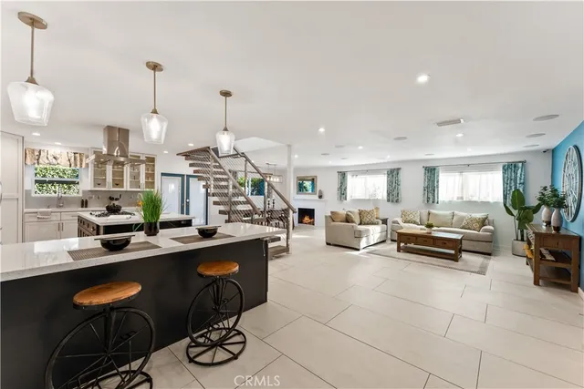 $1,579,000 | 16772 Glenhaven Lane, Huntington Beach, CA 92647