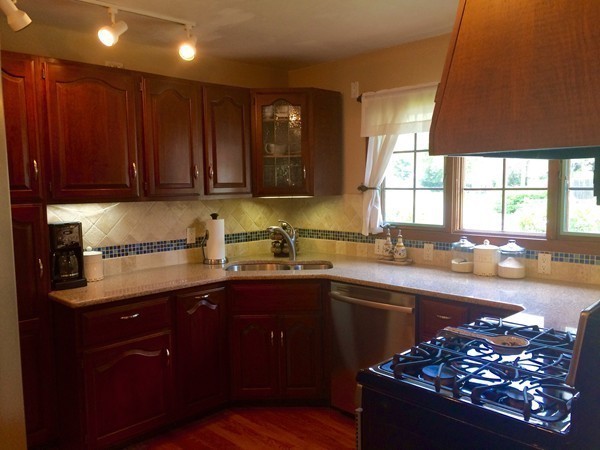 22 Porter Road Natick, MA 01760 - Photo 8 of 29 Gallery Image 8