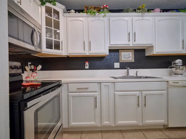 $184,900 | 1817 Veranda Drive, West Columbia, TX 77486