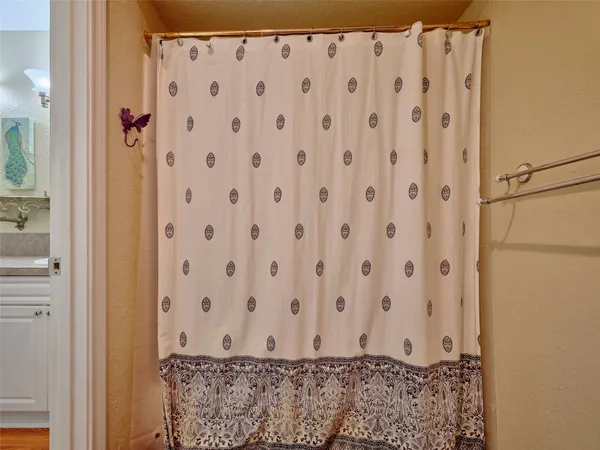 $184,900 | 1817 Veranda Drive, West Columbia, TX 77486