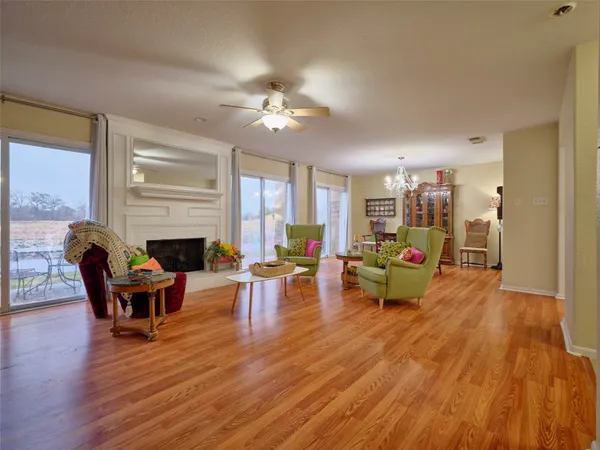 $184,900 | 1817 Veranda Drive, West Columbia, TX 77486