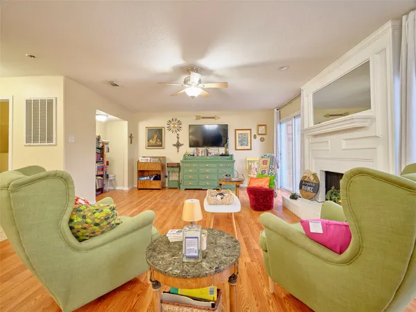 $184,900 | 1817 Veranda Drive, West Columbia, TX 77486