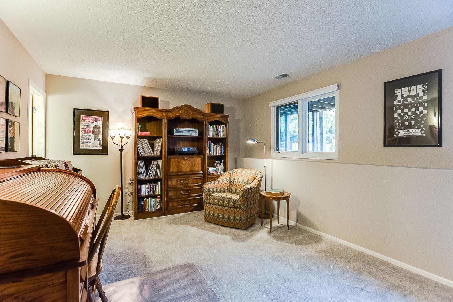 4027 Silver Lake Road Northeast St. Anthony, MN 55421 - Photo 21 of 28 Gallery Image 21