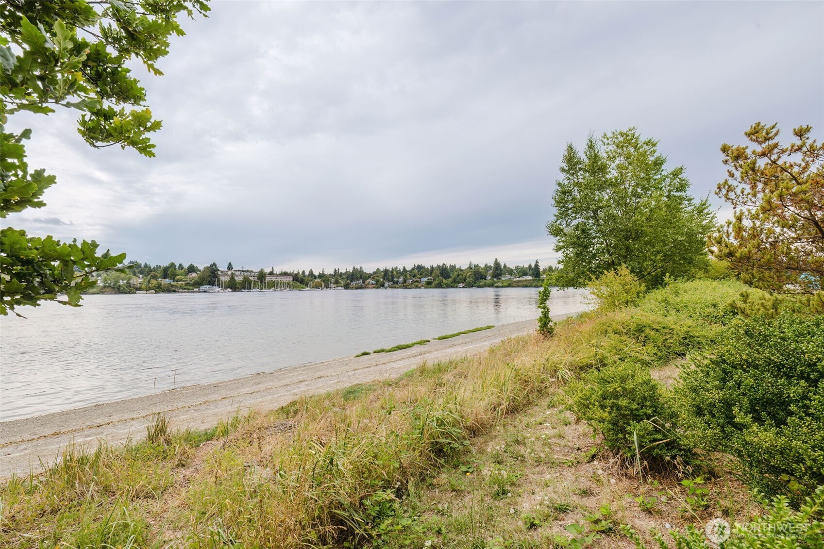 567 Juniper Street Bremerton, WA 98310 - Photo 36 of 37 a view of lake and mountain