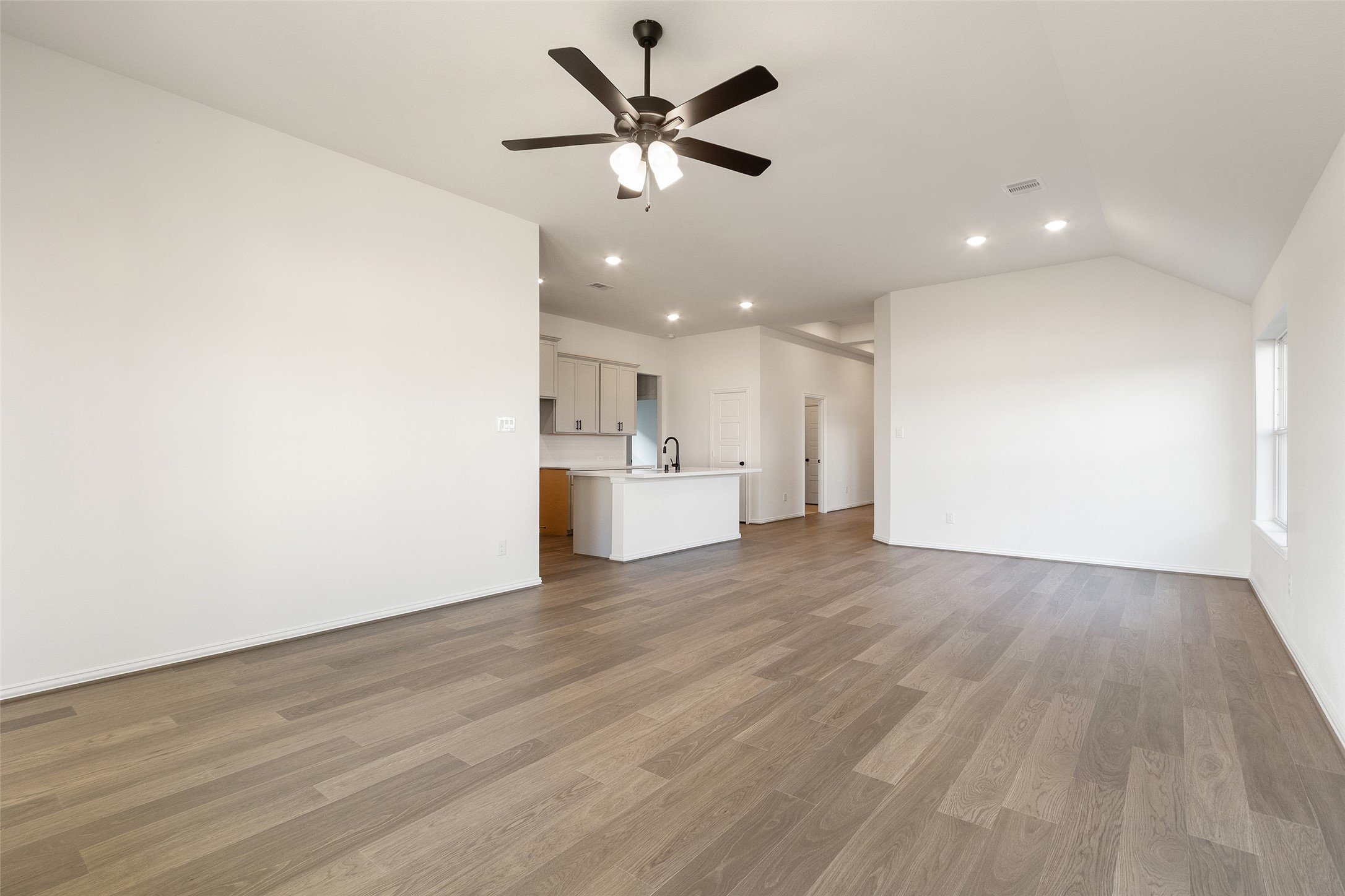 2822 Ruby Laurel Drive Rosharon, TX 77583 - Photo 13 of 34