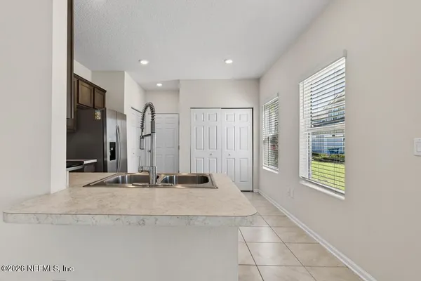 $1,750 | 909 Capitol Parkway, Jacksonville, FL 32218