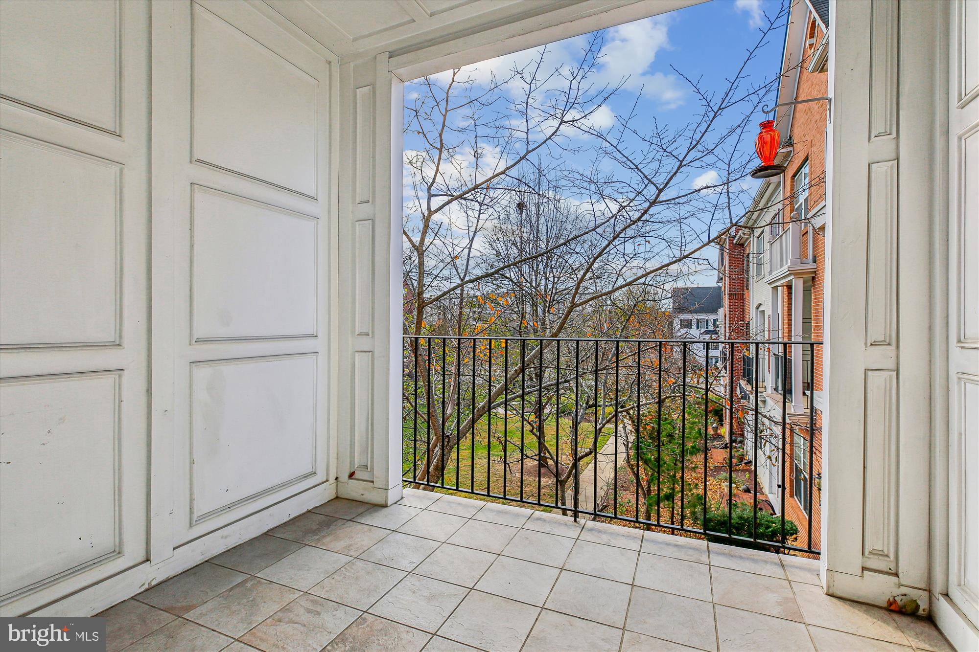 1127 Gaither Road Rockville, MD 20850 - Photo 20 of 42 Front Balcony