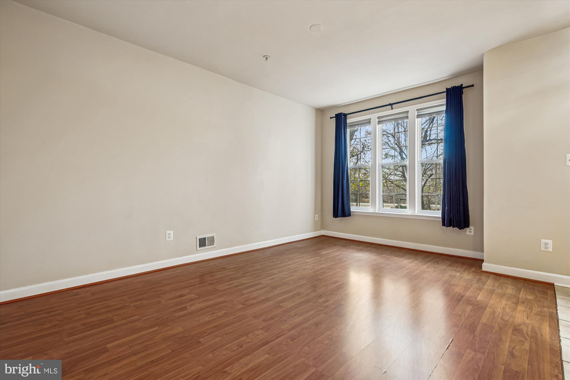1127 Gaither Road Rockville, MD 20850 - Photo 27 of 42 Bedroom 2
