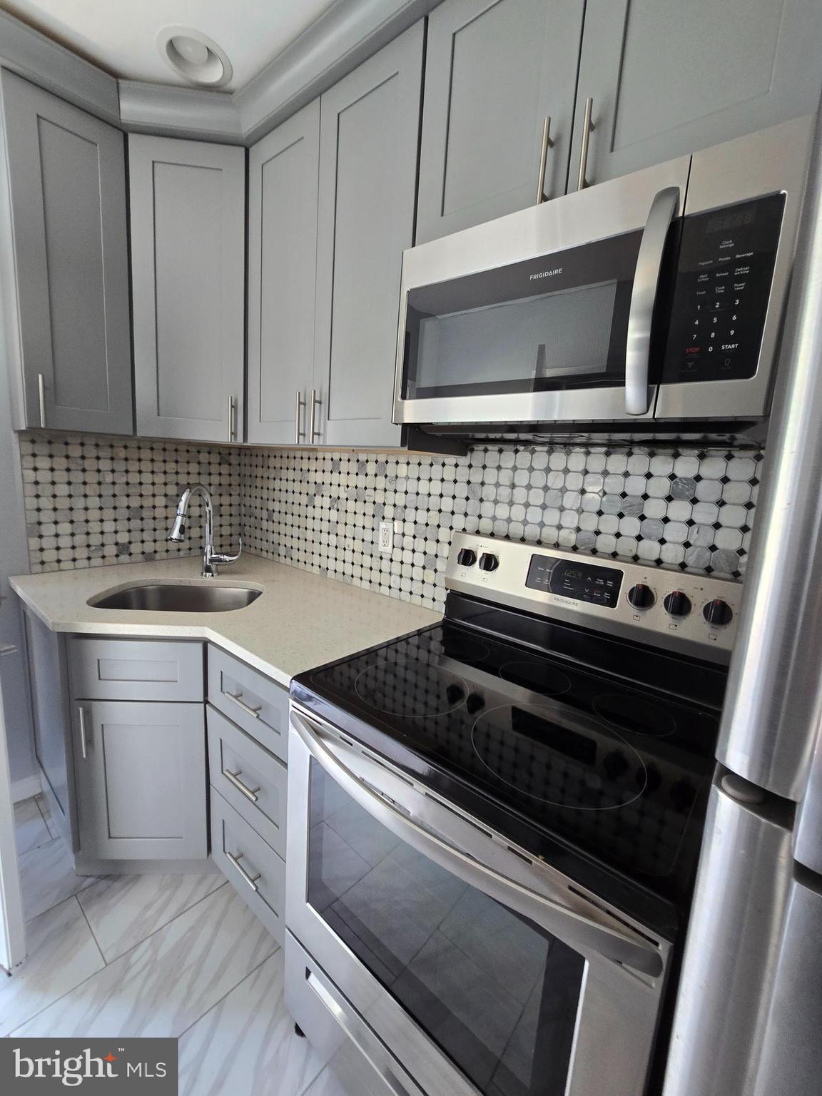 116 Grape Street Philadelphia, PA 19127 - Photo 1 of 12
