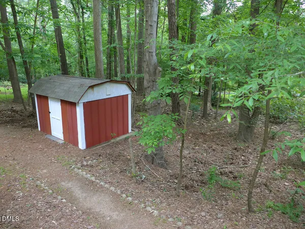 $2,335 | 100 Barrington Hill Road, Chapel Hill, NC 27516