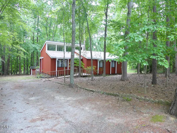 $2,335 | 100 Barrington Hill Road, Chapel Hill, NC 27516