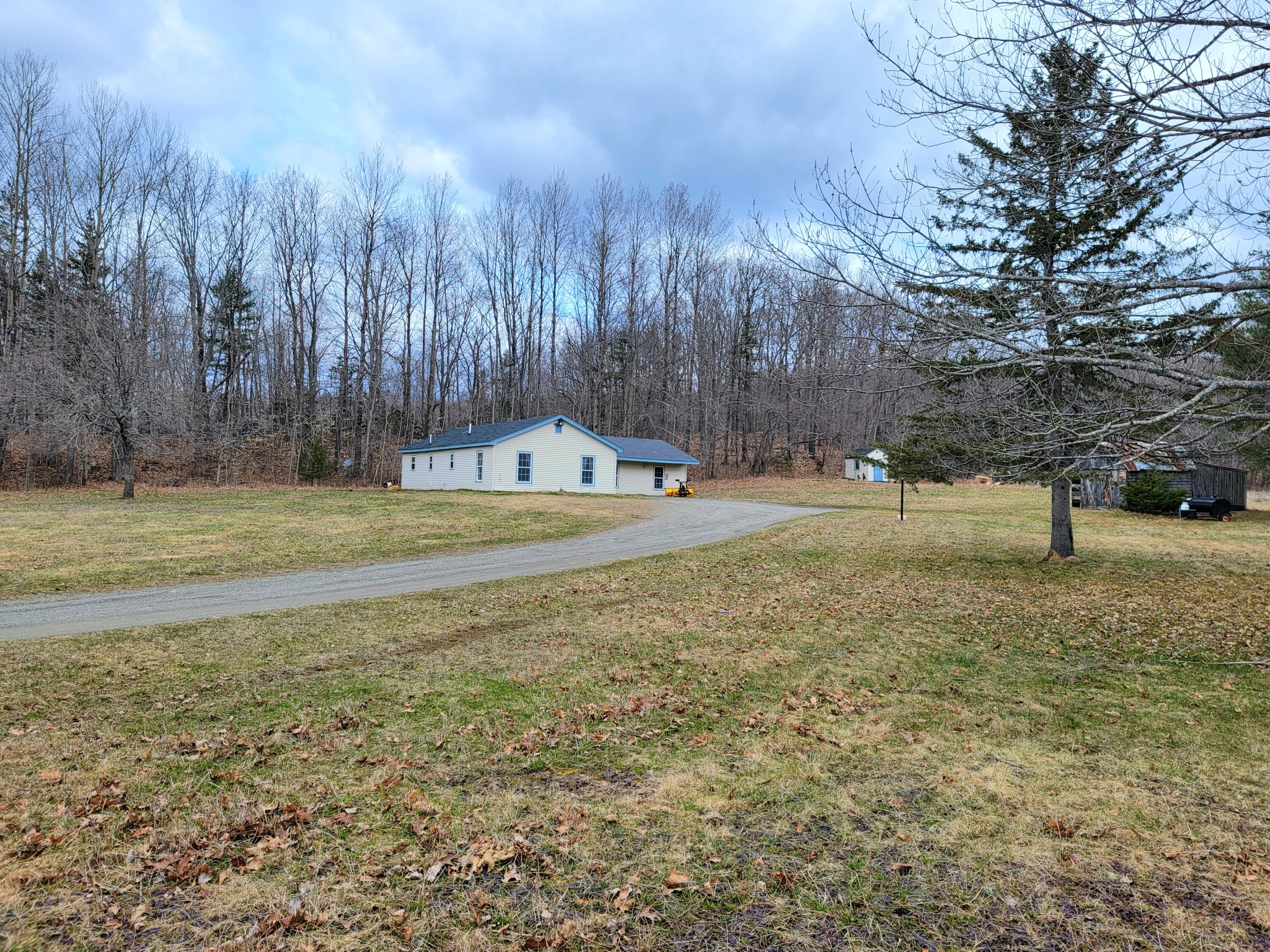 74 Lindsey Road Newburgh, ME 04444 - Photo 8 of 55 20220410_120927