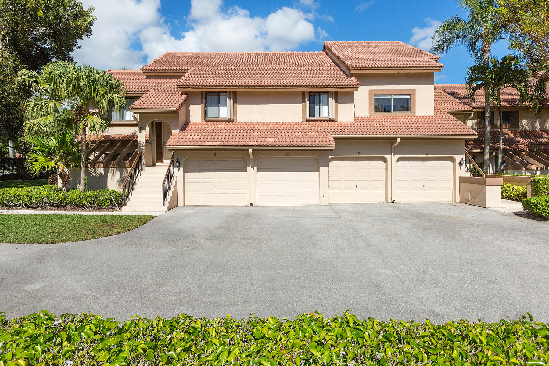 5520 Coach House Circle, Unit B Boca Raton, FL 33486 - Photo 1 of 32 01_Building_1