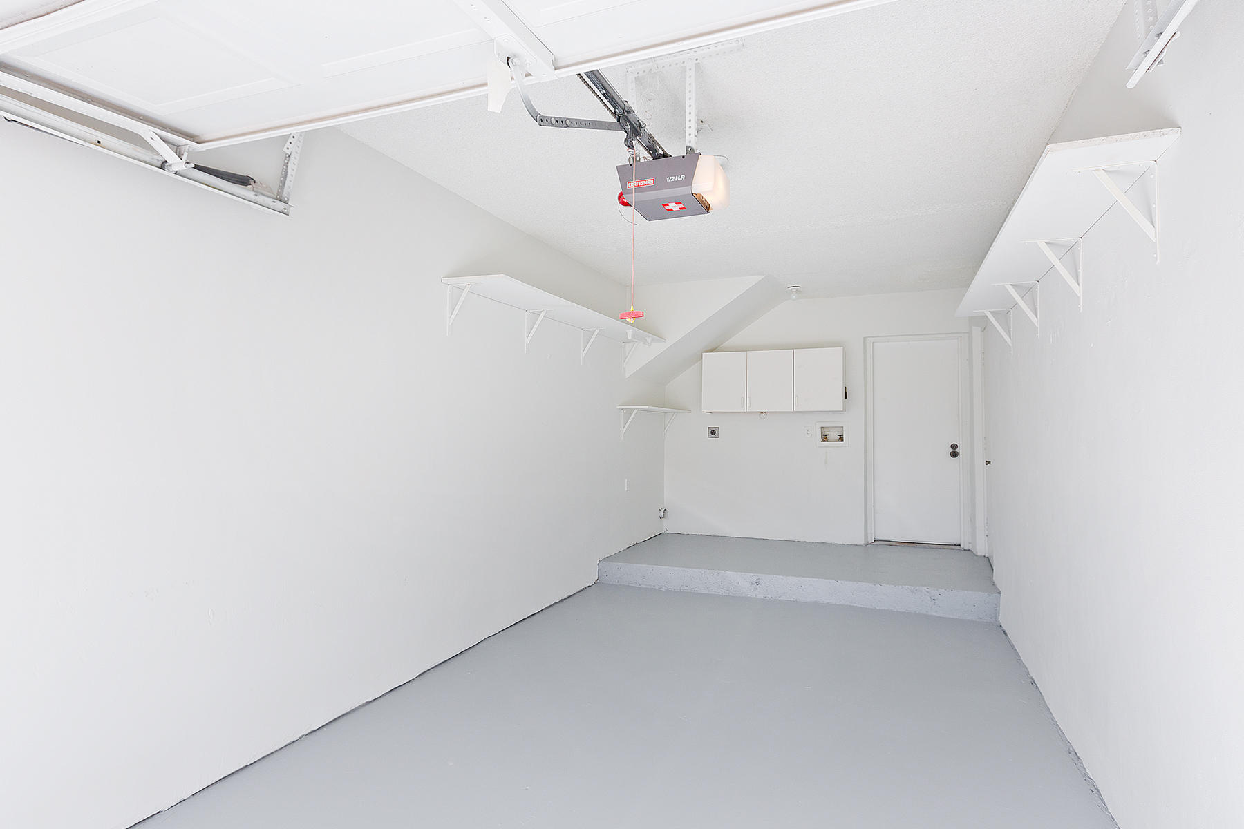 5520 Coach House Circle, Unit B Boca Raton, FL 33486 - Photo 25 of 32 23_Garage