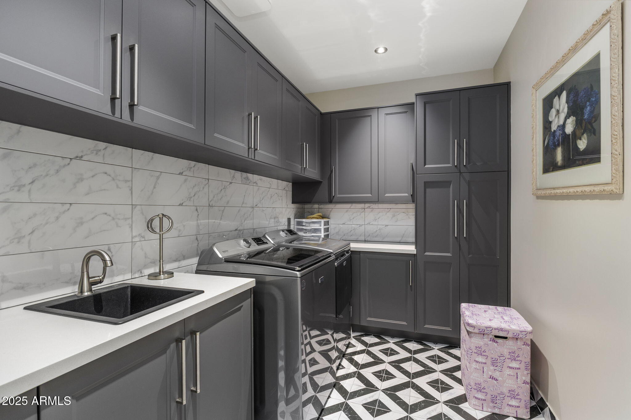 5868 East Onyx Avenue Paradise Valley, AZ 85253 - Photo 23 of 45 24-web-or-mls-IMG_6082