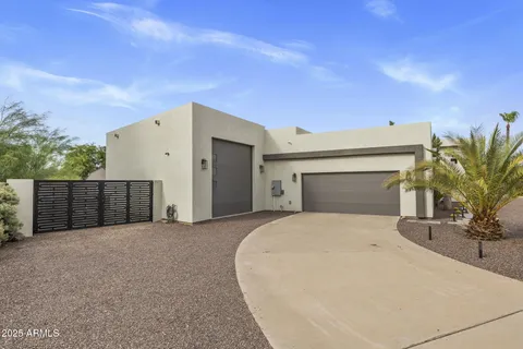 $2,250,000 | 5868 East Onyx Avenue, Paradise Valley, AZ 85253