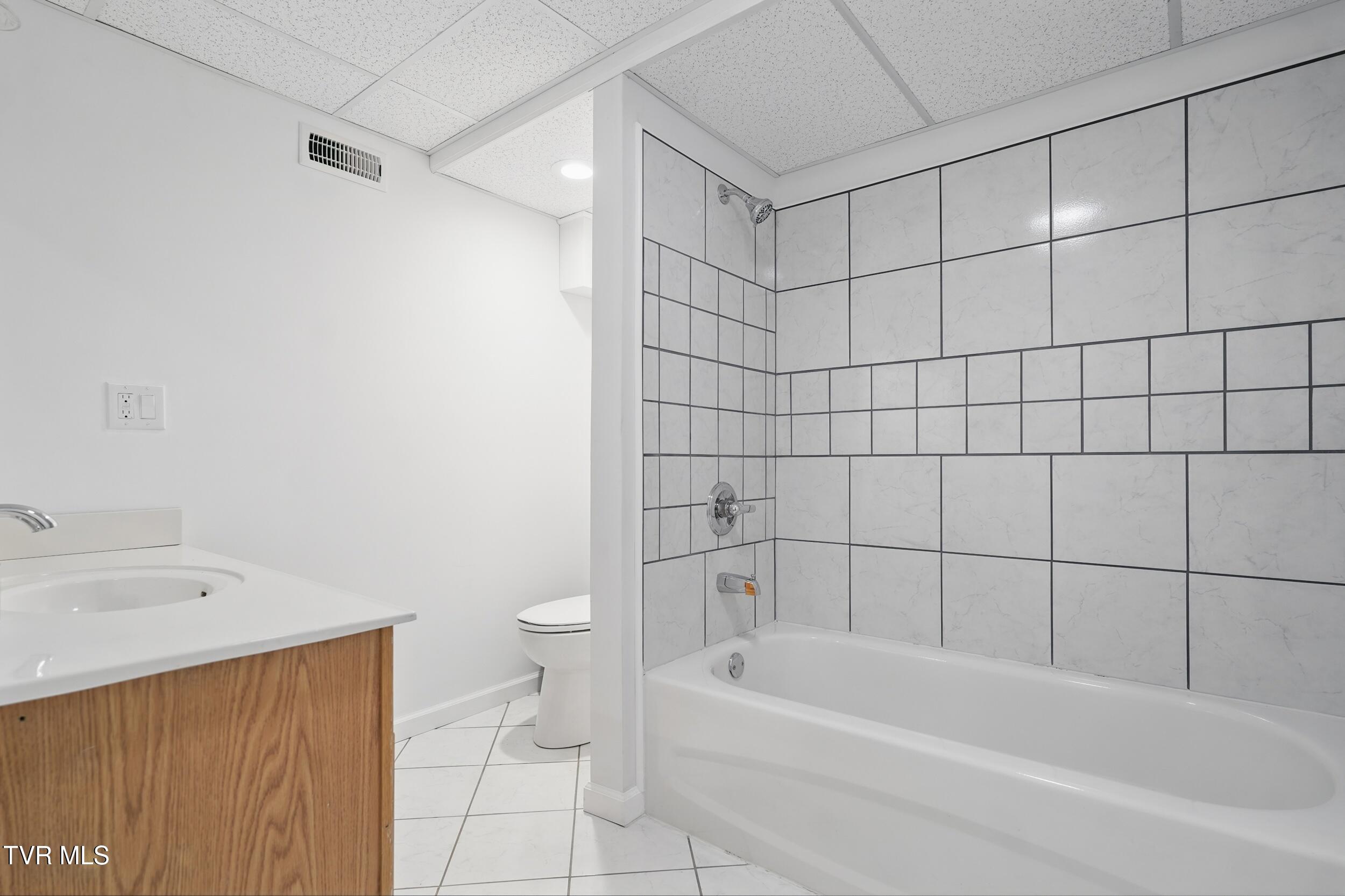 536 Chadwell Road Kingsport, TN 37660 - Photo 26 of 39 27_photo_026