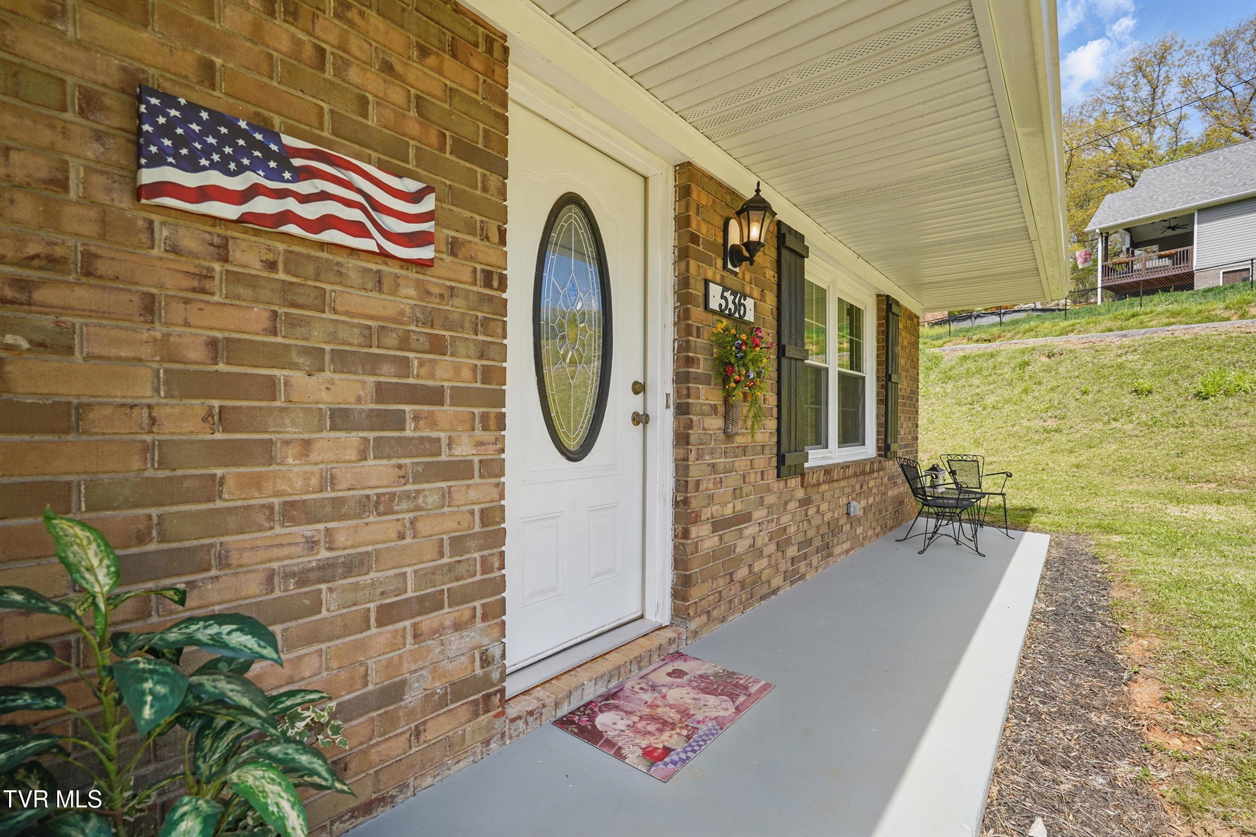 536 Chadwell Road Kingsport, TN 37660 - Photo 4 of 39 5_photo_004