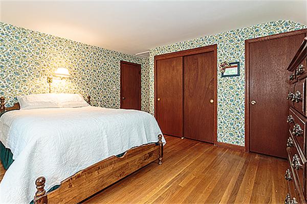 9 Hitchinpost Road Chelmsford, MA 01824 - Photo 16 of 30 Gallery Image 16