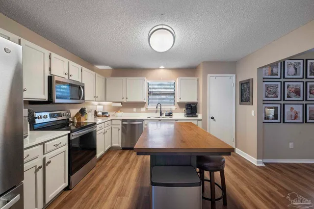 $295,000 | 4519 Southpointe Lane, Pensacola, FL 32514