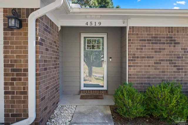 $295,000 | 4519 Southpointe Lane, Pensacola, FL 32514