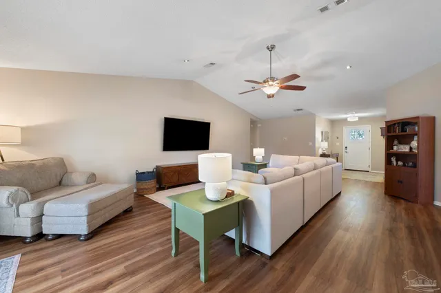 $295,000 | 4519 Southpointe Lane, Pensacola, FL 32514