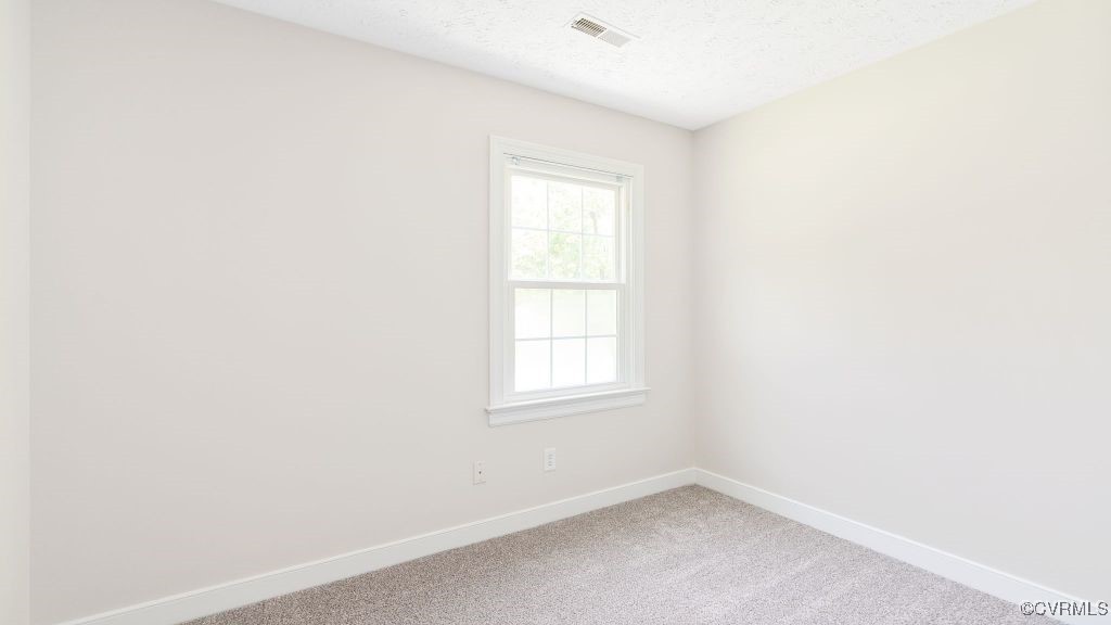 8450 Recreation Road Henrico, VA 23231 - Photo 31 of 40 an empty room with a window